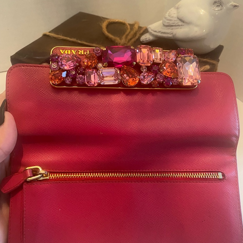 💯 AUTH. Prada pink jeweled saffiano leather wallet - Picture 5 of 14